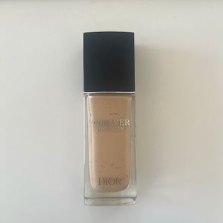 Dior - ディオール　スキンフォーエヴァーフルイドグロウ　1.5N