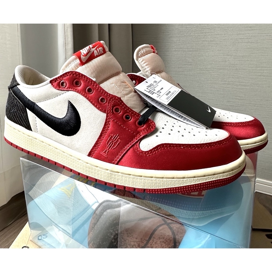 Jordan Brand（NIKE）(ジョーダン)のTrophy Room × Nike Air Jordan 1 Low OG メンズの靴/シューズ(スニーカー)の商品写真