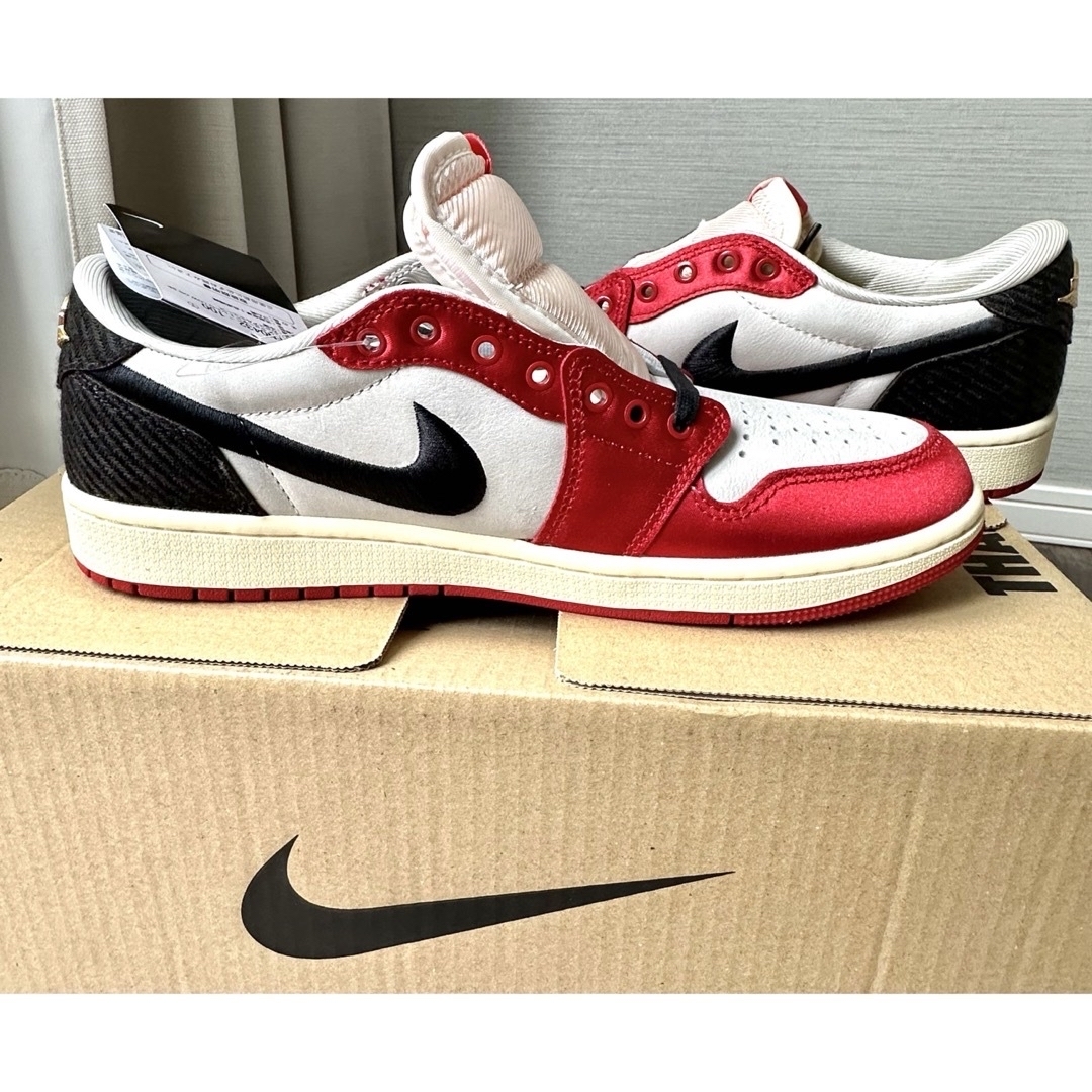 Jordan Brand（NIKE）(ジョーダン)のTrophy Room × Nike Air Jordan 1 Low OG メンズの靴/シューズ(スニーカー)の商品写真