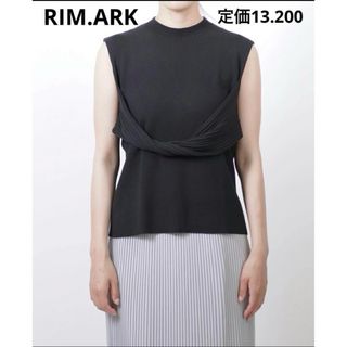 リムアーク(RIM.ARK)の【早い者勝ち】 RIM.ARKノースリーブ ニットプルオーバー ツイストトップス(カットソー(半袖/袖なし))