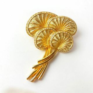 ディオール(Christian Dior) ブローチ/コサージュの通販 500点以上 ディオール(Christian Dior) ブローチ/コサージュの通販 500点以上