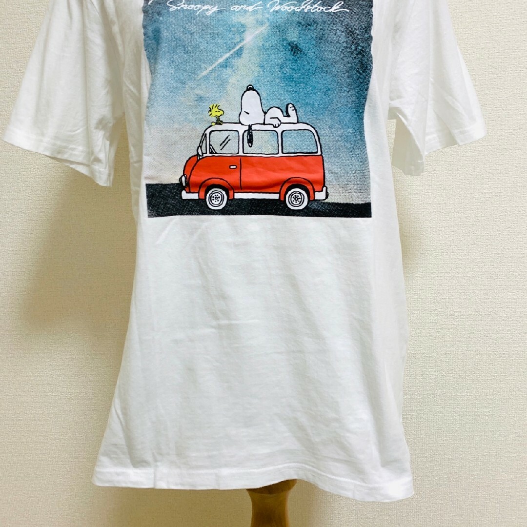 PEANUTS(ピーナッツ)のピーナッツ　半袖カットソー　M　ホワイト　ブラック　ブルー　プリント　スヌーピー レディースのトップス(Tシャツ(半袖/袖なし))の商品写真