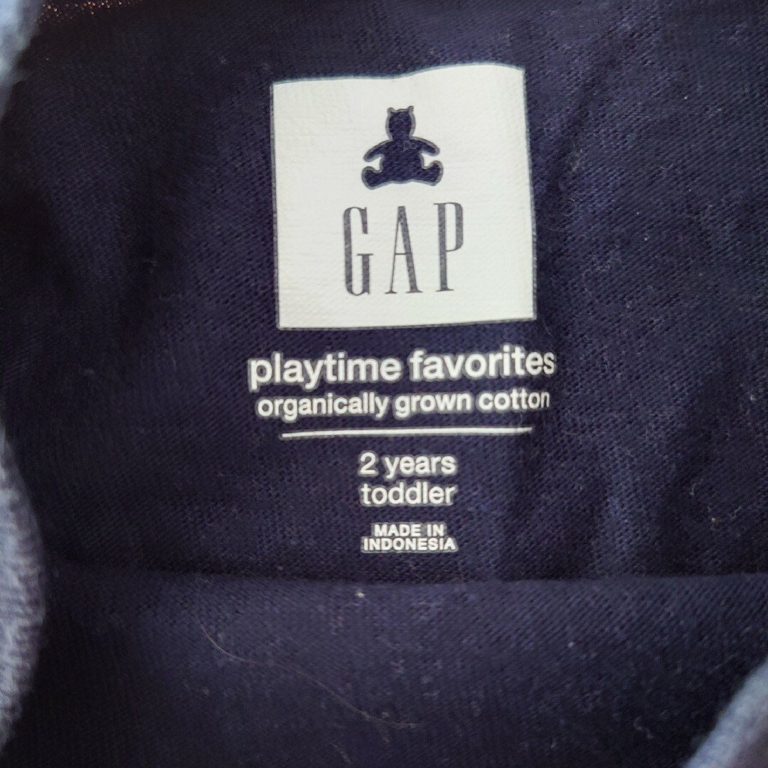 babyGAP(ベビーギャップ)のbabyGAP ギャップ　長袖シャツ　ロンＴ　95センチ キッズ/ベビー/マタニティのキッズ服男の子用(90cm~)(Tシャツ/カットソー)の商品写真