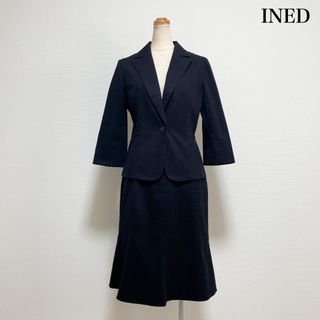 イネド(INED)のINED イネド スカートスーツ 黒 仕事 セレモニー 入学式 入園式(スーツ)