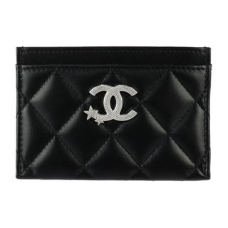 シャネル(CHANEL)のCHANEL シャネル 2024クルーズ  カードケース AP3730 ラムスキン   ブラック シルバー金具  名刺入れ マトラッセ スター ココマーク 【本物保証】(パスケース/IDカードホルダー)