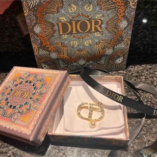 Christian Dior - 新品♡Christian Dior  ブローチ