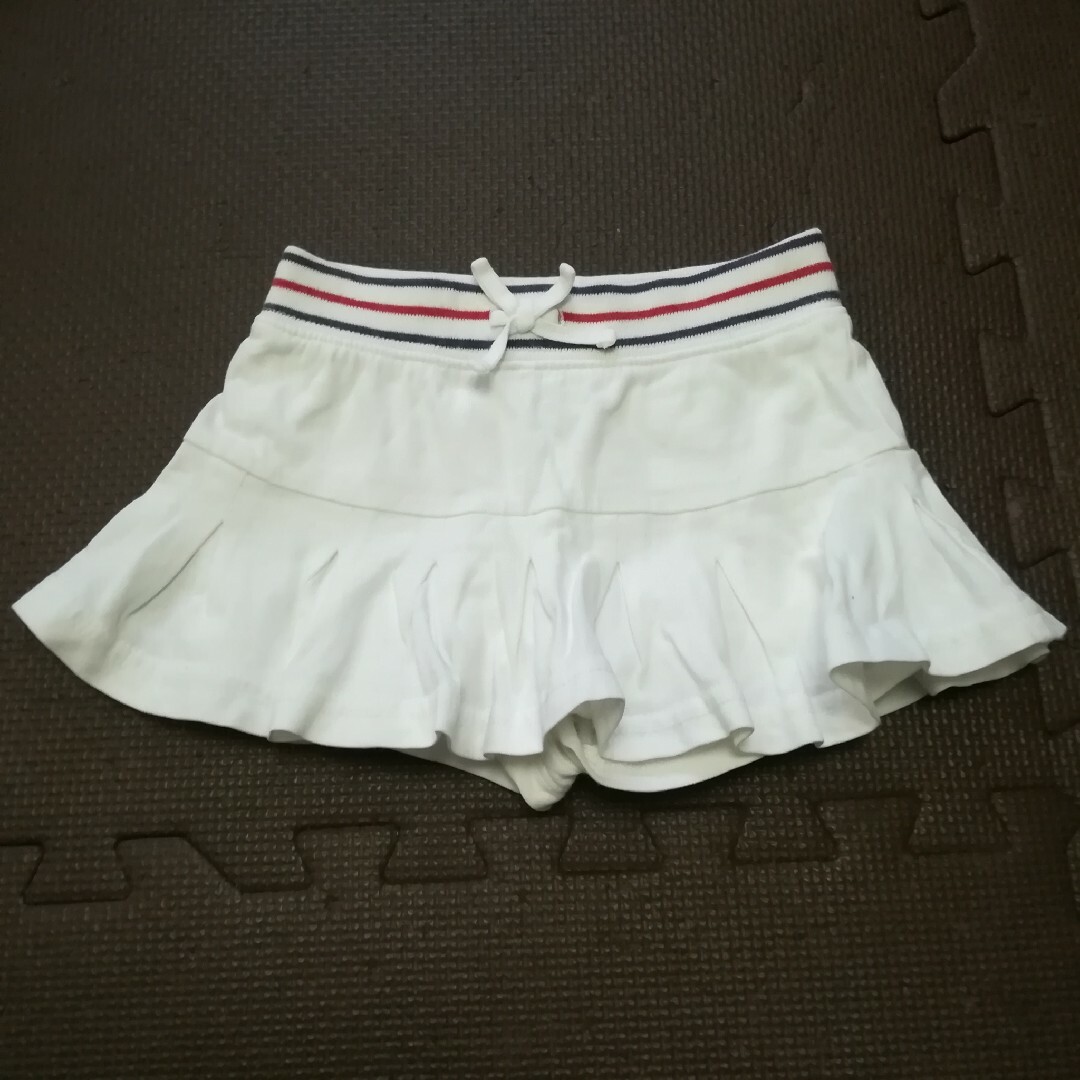 babyGAP(ベビーギャップ)のbabyGAP　スカートインショートパンツ　80 キッズ/ベビー/マタニティのベビー服(~85cm)(パンツ)の商品写真