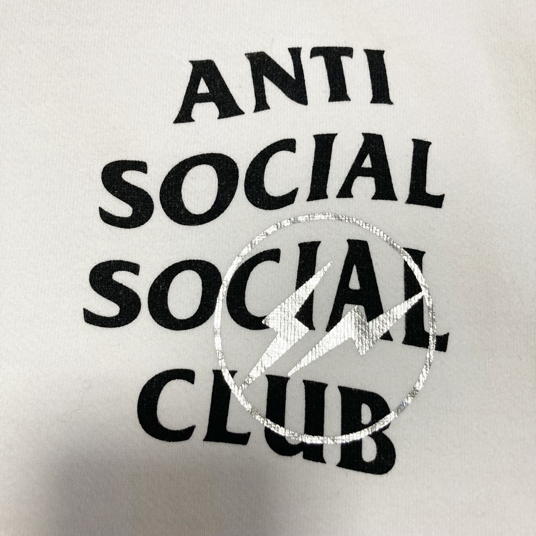 ANTI SOCIAL SOCIAL CLUB(アンチソーシャルソーシャルクラブ)のPop by Jun FRGMT アンチソーシャルソーシャルクラブ■パーカー L メンズのトップス(パーカー)の商品写真