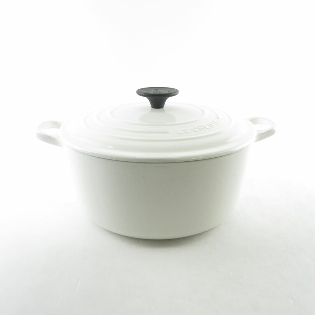 LE CREUSET(ルクルーゼ)の美品 Le Creuset ルクルーゼ ココットロンド 両手鍋 鋳物ホーロー 24cm 白 料理 調理器具 キッチン SU6239E  インテリア/住まい/日用品のキッチン/食器(鍋/フライパン)の商品写真