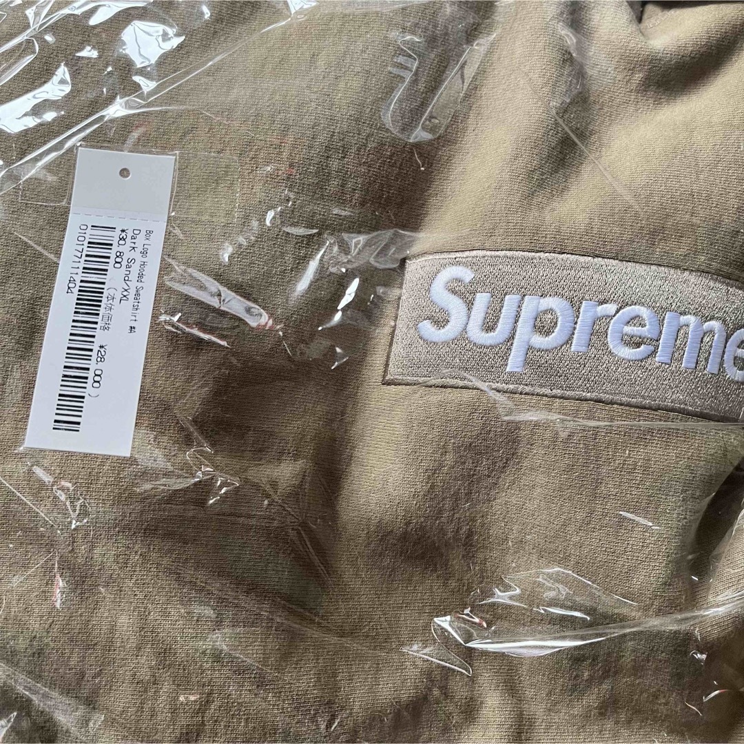 Supreme(シュプリーム)の新品  Supreme Box Logo Hooded Sweatshirt メンズのトップス(パーカー)の商品写真