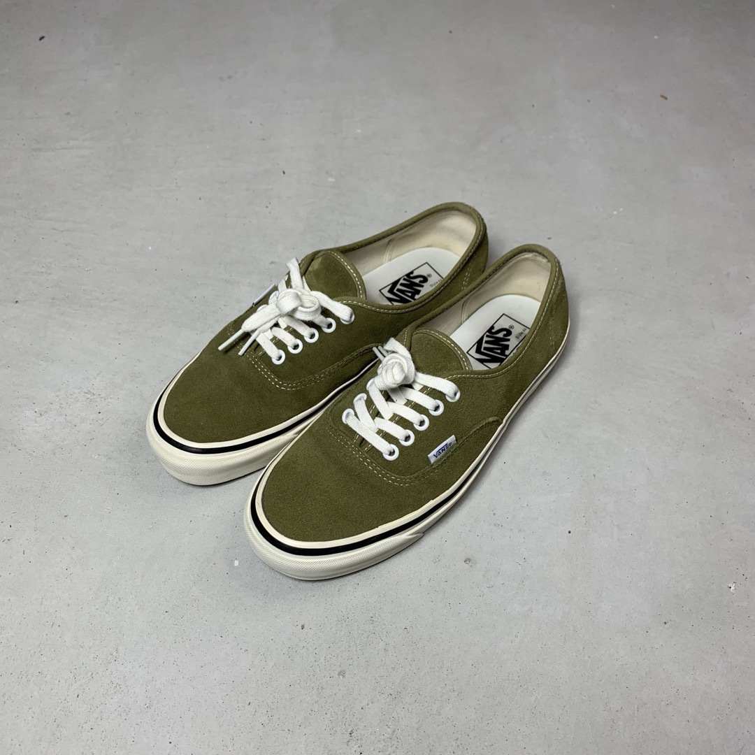 VANS(ヴァンズ)のVANS Anaheim authentic 44 DX カーキ 27.5 メンズの靴/シューズ(スニーカー)の商品写真