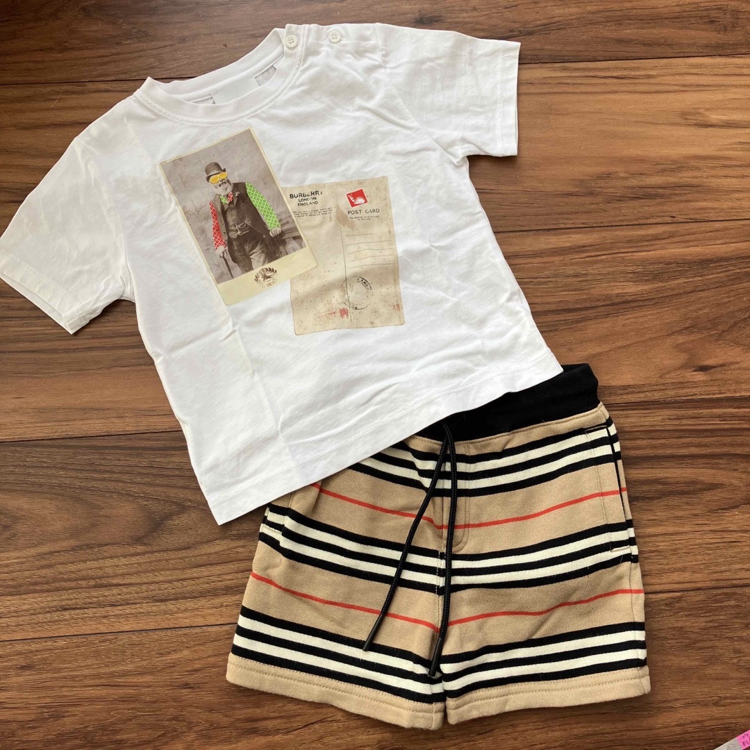 BURBERRY(バーバリー)のバーバリー　半袖　Tシャツ　ハガキ キッズ/ベビー/マタニティのキッズ服男の子用(90cm~)(Tシャツ/カットソー)の商品写真