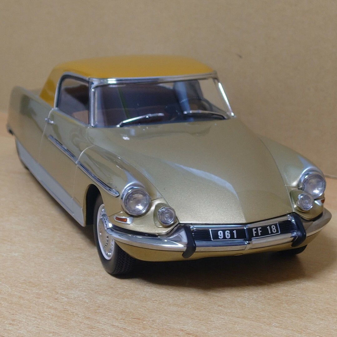 ノレブ 1/18 シトロエン DS19 ル ダンディ 1964 ブラウン NOREV ノレブ 1/18 シトロエン DS19 ル ダンディ 1964 ブラウン NOREV