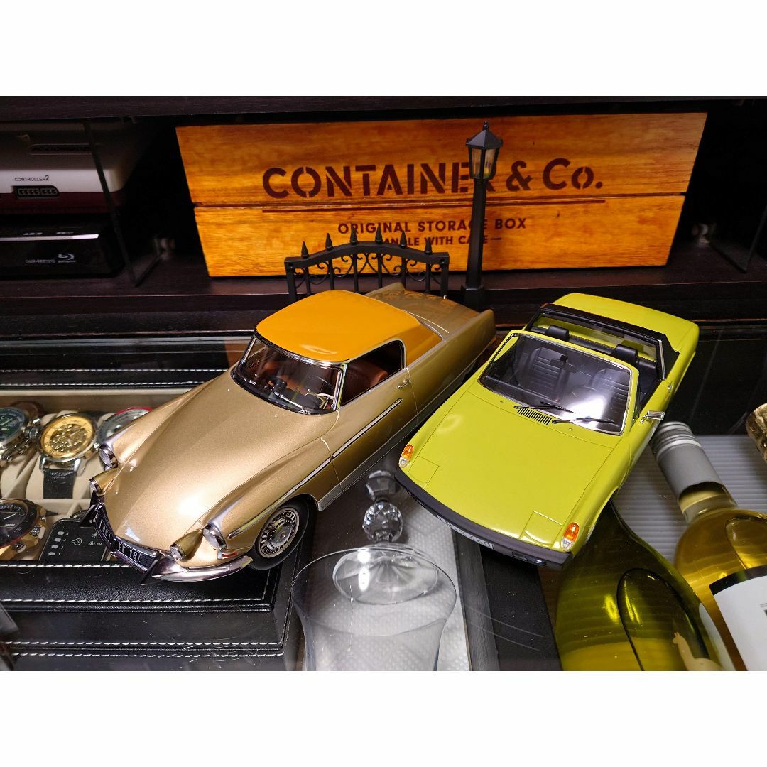 1/18 シトロエンDS 1964 CITROEN DS 19 Le Dandy 1/18 シトロエンDS 1964 CITROEN DS 19 Le Dandy