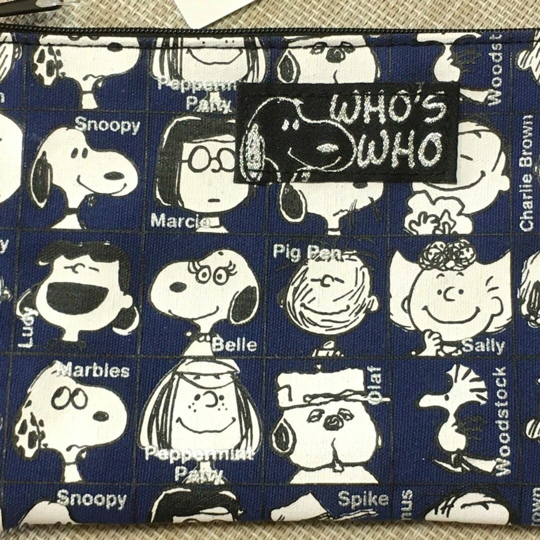 PEANUTS(ピーナッツ)のピーナッツ：スヌーピー Who's Who フラット コスメ ポーチ★ネイビー レディースのファッション小物(ポーチ)の商品写真