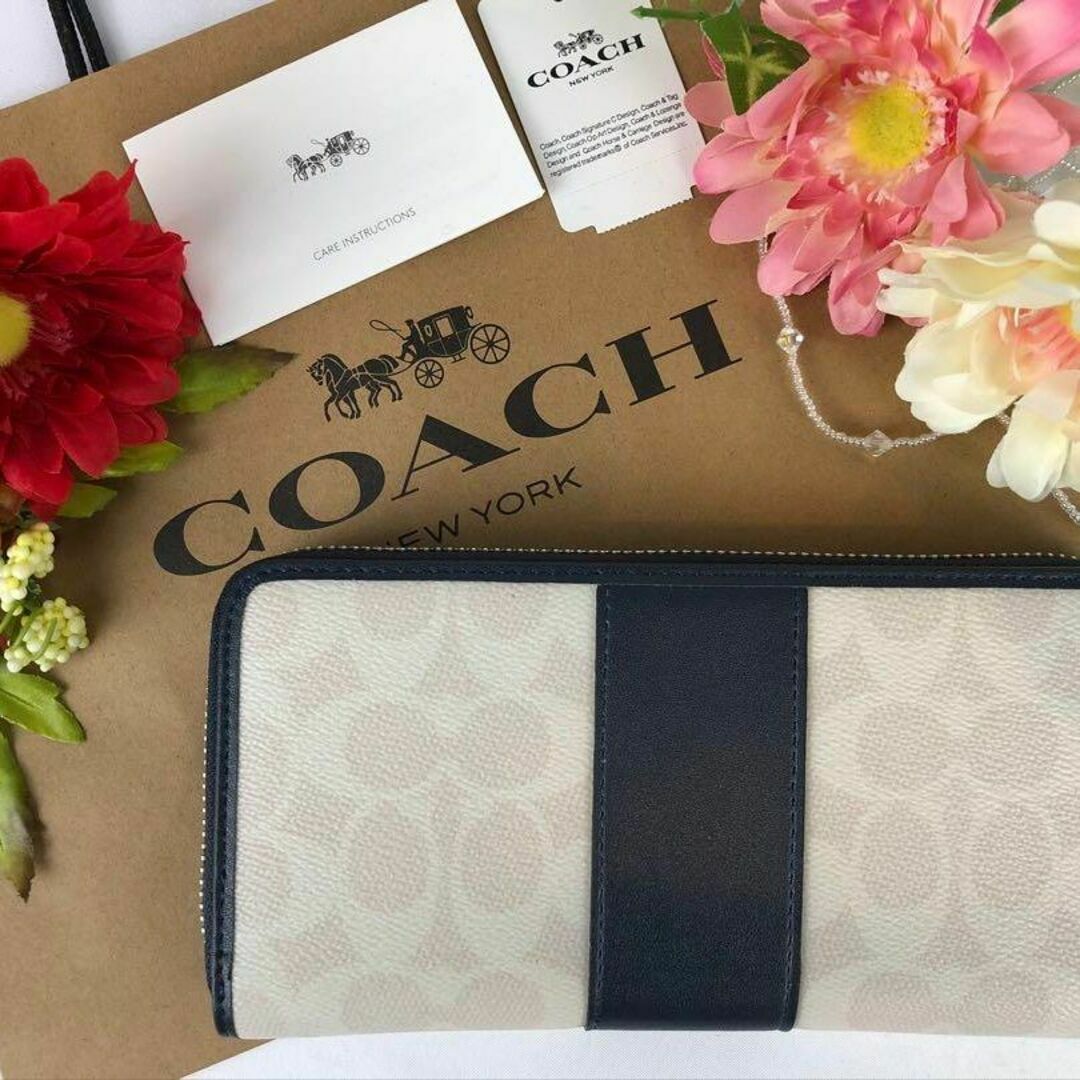 COACH コーチ ホワイト ブラック ストライプ レディースのファッション小物(財布)の商品写真