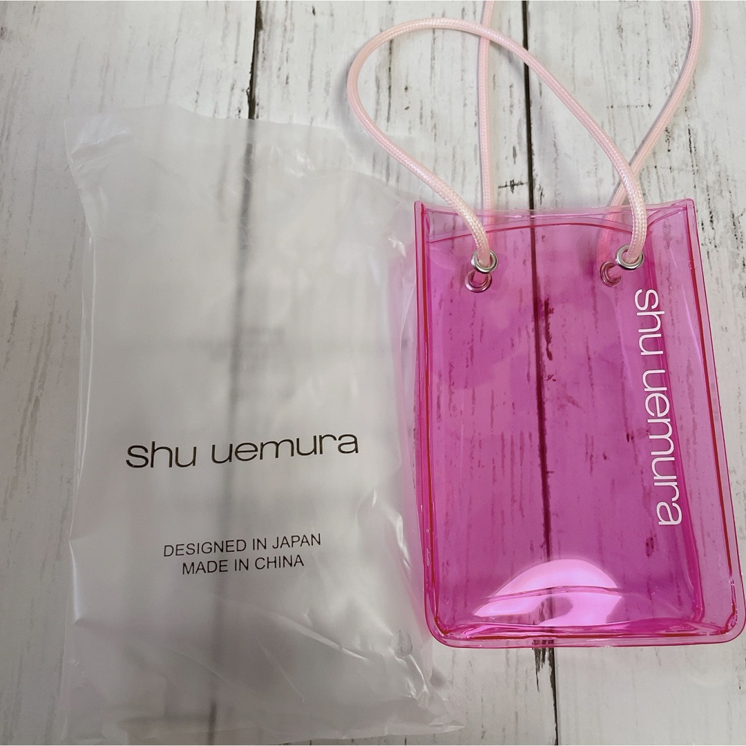 shu uemura(シュウウエムラ)のシュウウエムラ　ノベルティー レディースのファッション小物(ポーチ)の商品写真