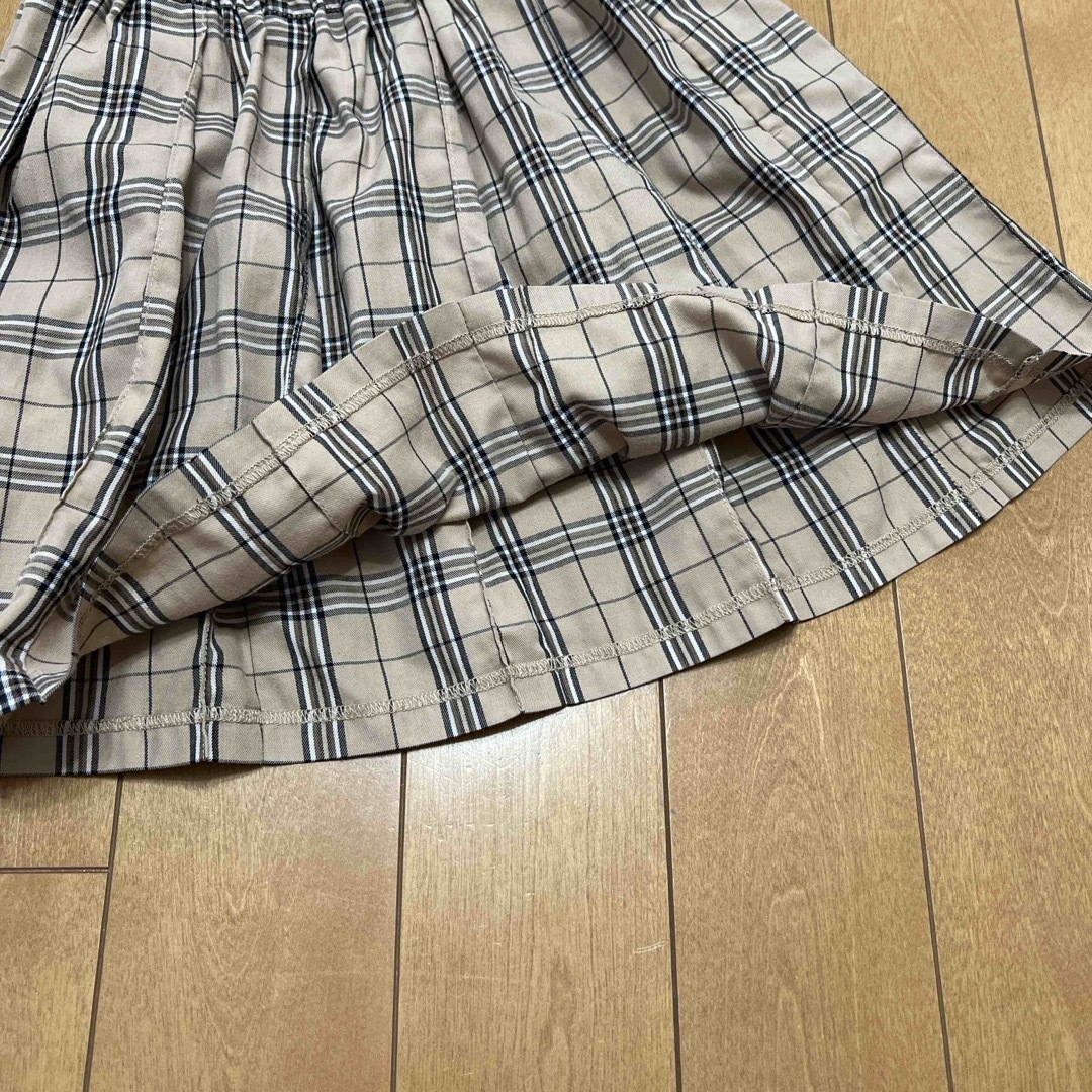 GU(ジーユー)の130 GU プリーツスカート キッズ/ベビー/マタニティのキッズ服女の子用(90cm~)(スカート)の商品写真