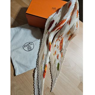 エルメス(Hermes)の直営店購入☆エルメス☆プリーツスカーフ(バンダナ/スカーフ)