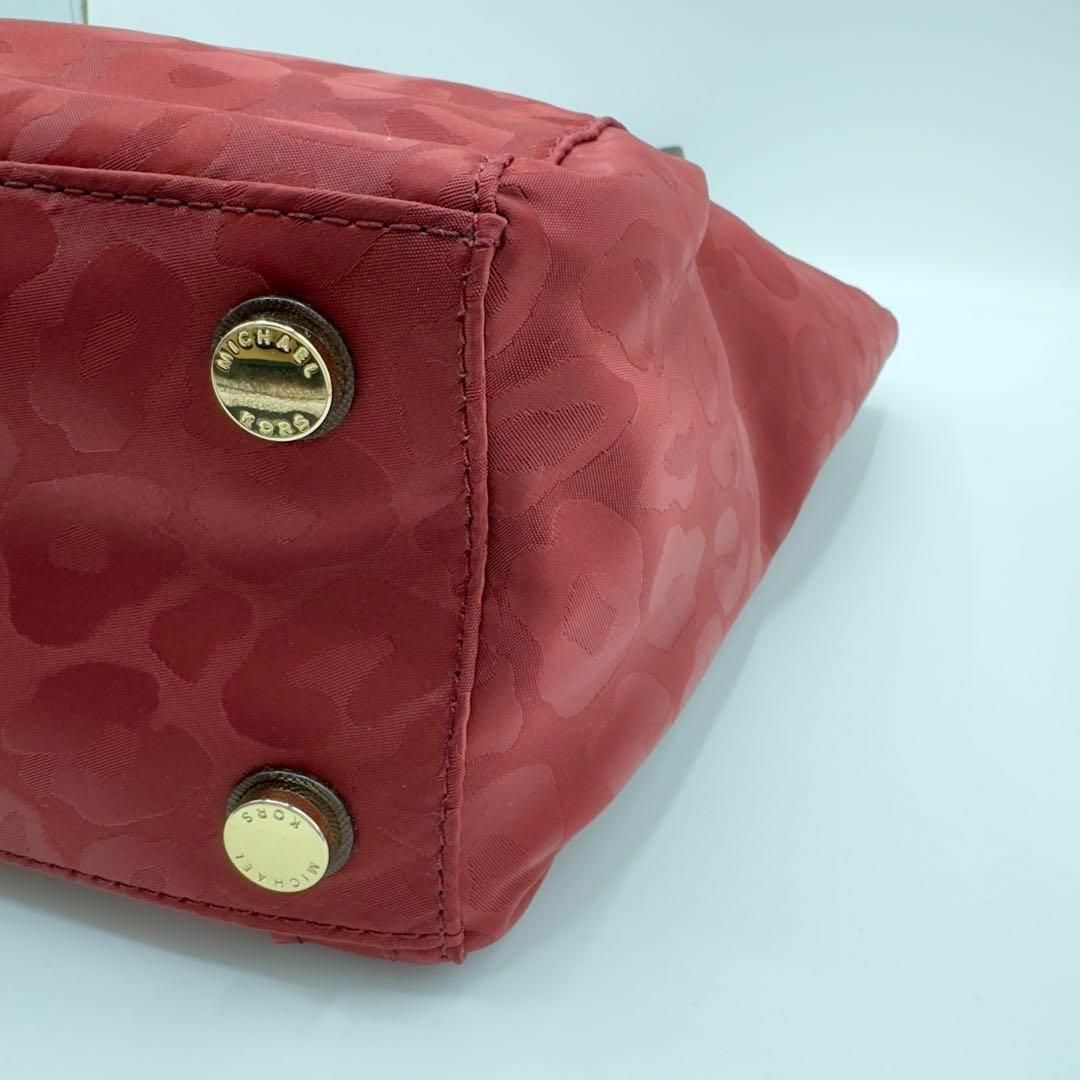 Michael Kors(マイケルコース)の【未使用】希少✨マイケルコース  ナイロン  レオパード柄　トートバッグ  赤 レディースのバッグ(トートバッグ)の商品写真