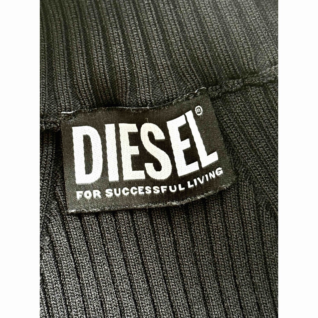 DIESEL(ディーゼル)のDIESEL ジップアップニット レディースのトップス(ニット/セーター)の商品写真