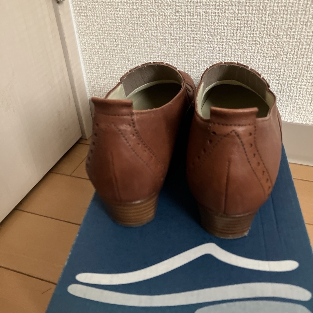 スイス　Schneiderシュナイダー　革靴　パンプス レディースの靴/シューズ(ローファー/革靴)の商品写真