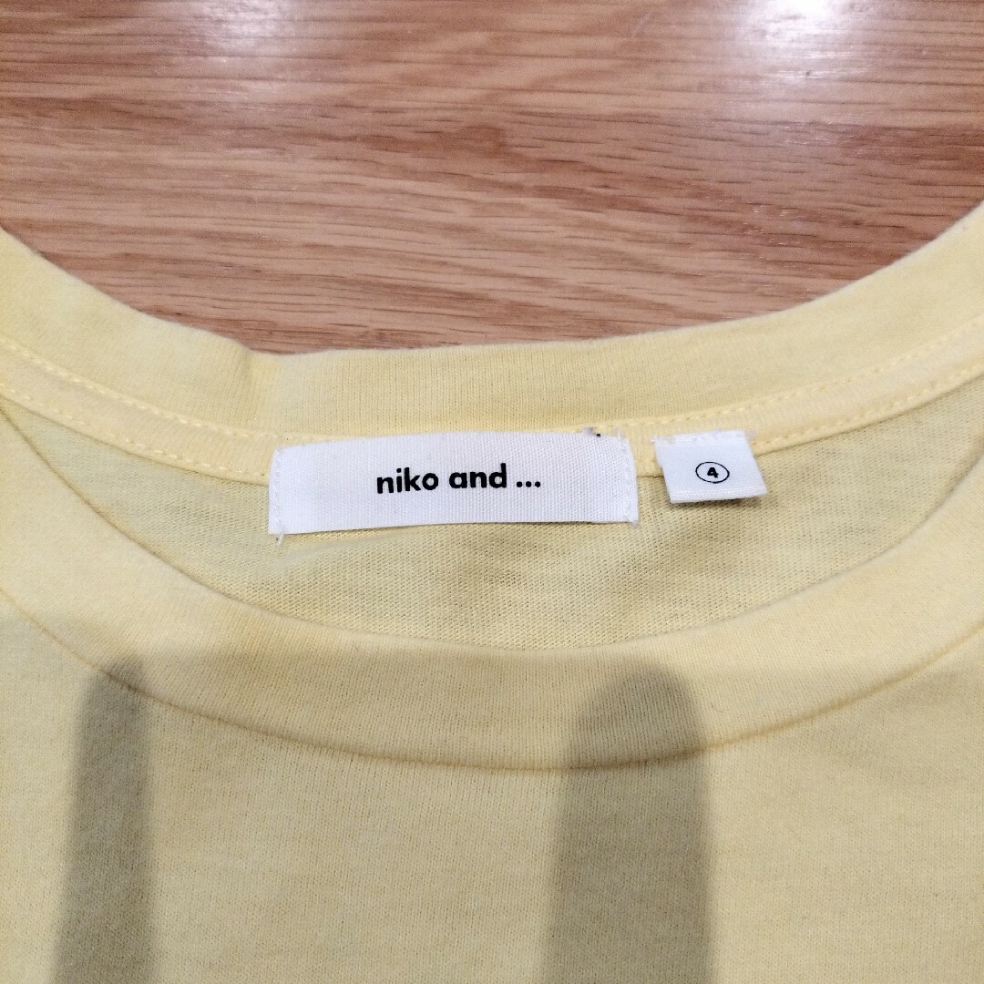 niko and...(ニコアンド)のniko and.../Tシャツ レディースのトップス(シャツ/ブラウス(半袖/袖なし))の商品写真