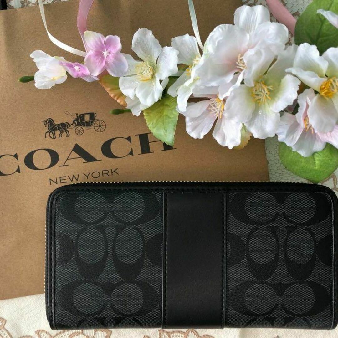 COACH 長財布 シグネチャー ブラックスモーク ストライプ レディースのファッション小物(財布)の商品写真