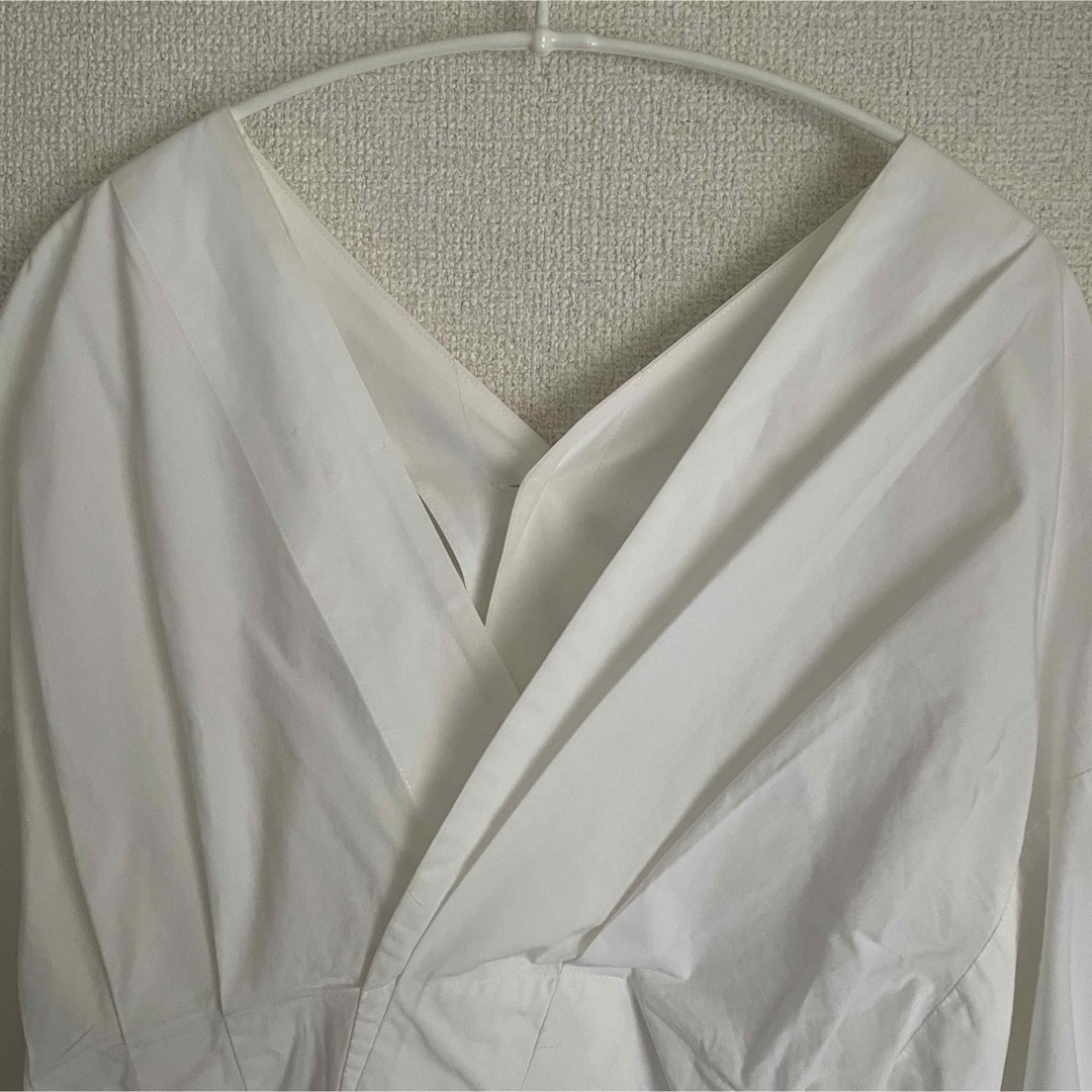 CLANE(クラネ)のclane/OFF SHOULDER TUCK BLOUSE レディースのトップス(シャツ/ブラウス(長袖/七分))の商品写真