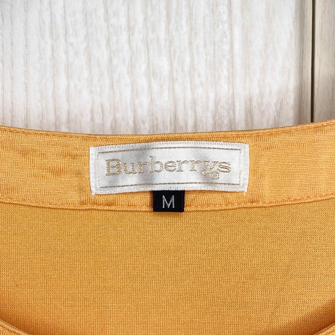 BURBERRY(バーバリー)の【美品】 Burberry 刺繍 ポケットTee レディースのトップス(Tシャツ(半袖/袖なし))の商品写真