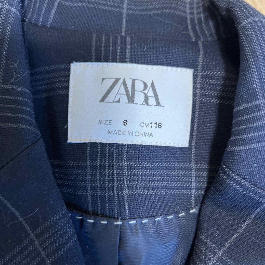 ZARA(ザラ)のZARA キッズ　スーツ　116 cm キッズ/ベビー/マタニティのキッズ服男の子用(90cm~)(ジャケット/上着)の商品写真