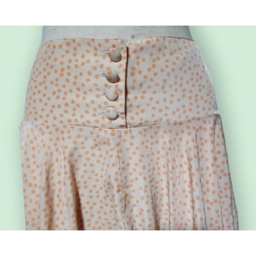 mystic(ミスティック)のオレンジのドット柄フレアースカート（ミニ丈） レディースのスカート(ミニスカート)の商品写真