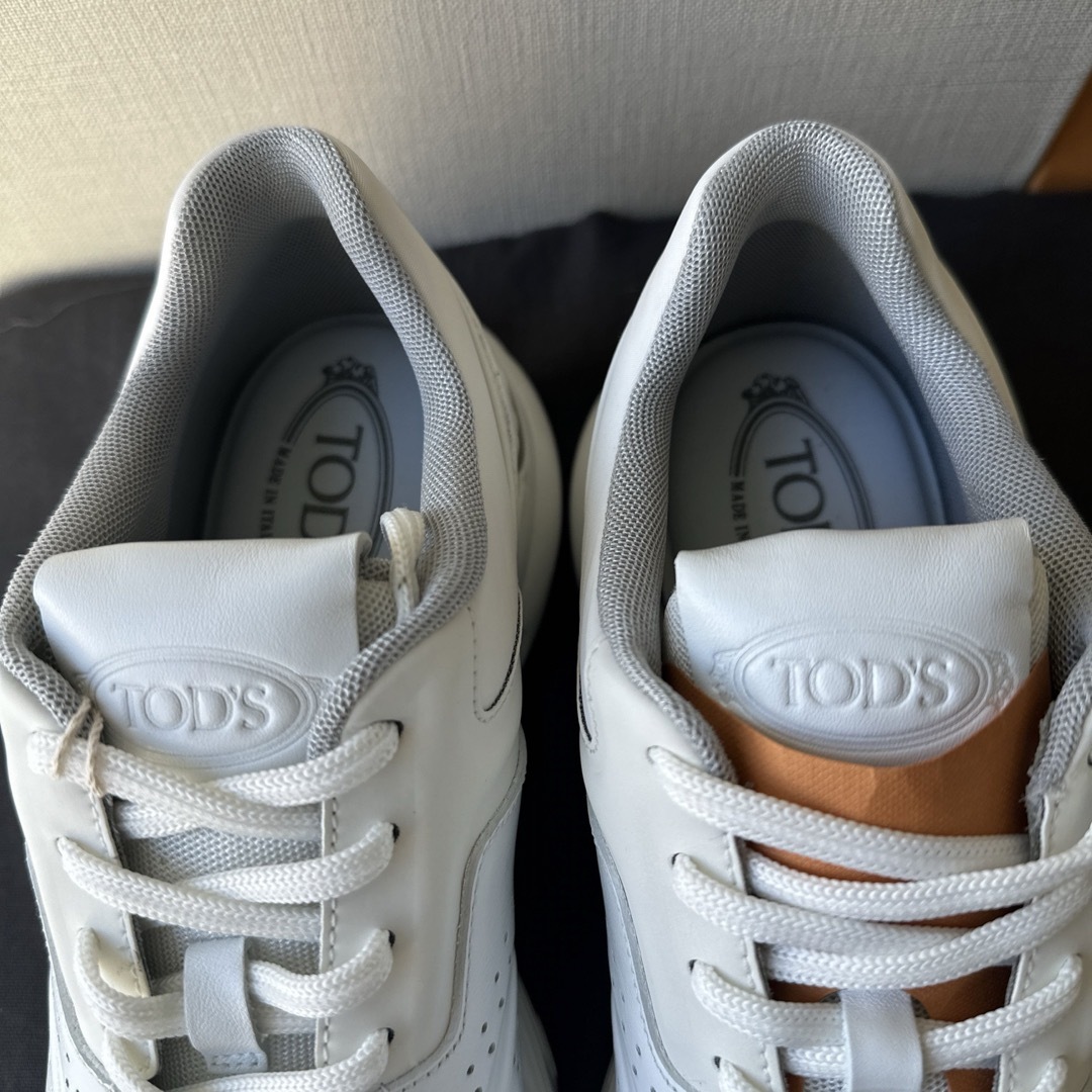 TOD'S(トッズ)の専用のお品　TOD'S スニーカー　SPORTIVO RUN 38.5 レディースの靴/シューズ(スニーカー)の商品写真