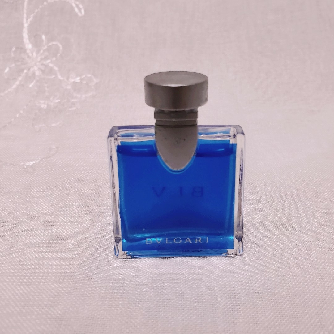 BVLGARI(ブルガリ)のブルガリ ブルー プールオム オードトワレ ミニ edt コスメ/美容の香水(ユニセックス)の商品写真