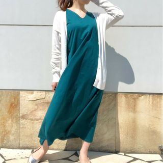 ユニクロ(UNIQLO)の週末お値下げ　新品　ユニクロ　マーセライズ　ワンピース(ロングワンピース/マキシワンピース)