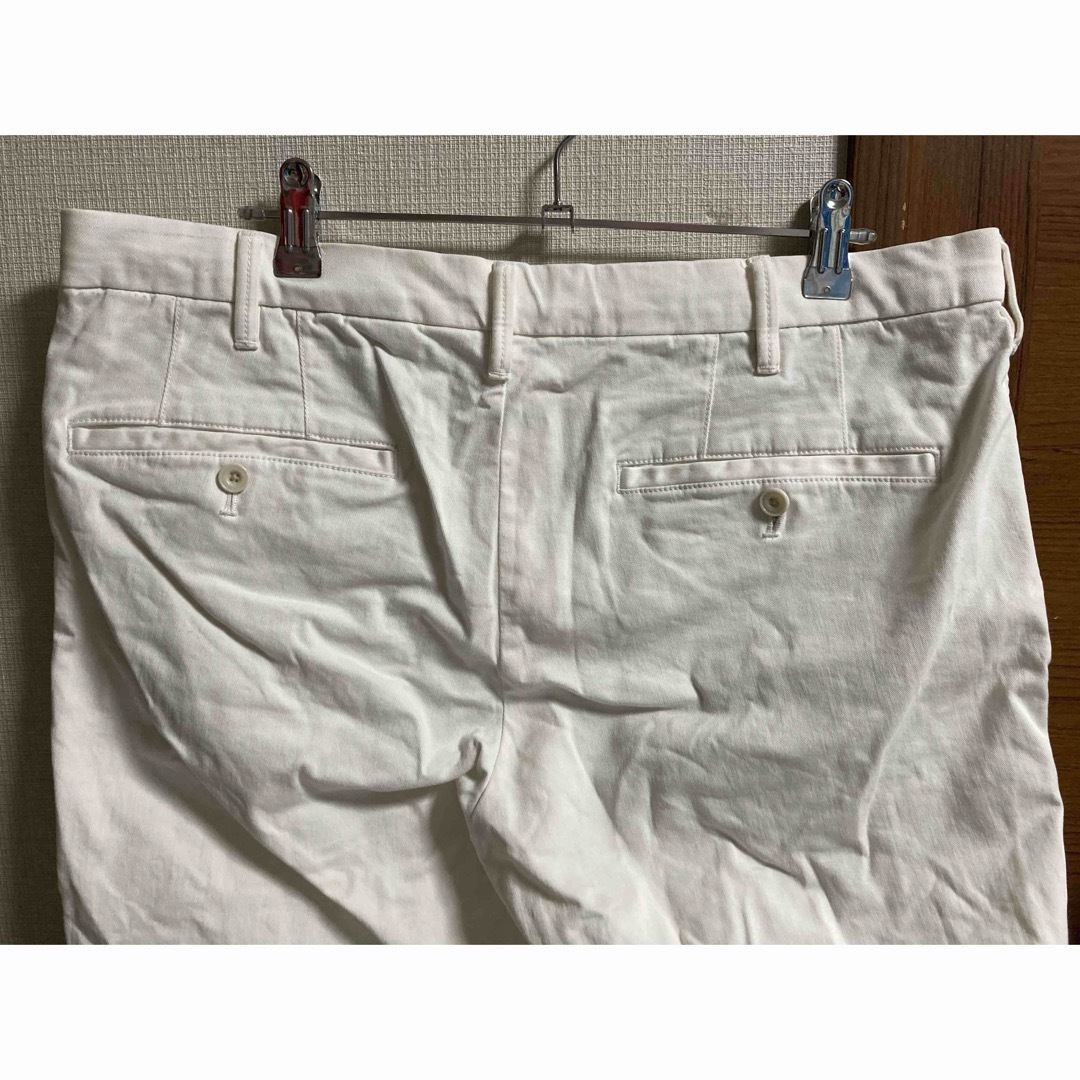 UNIQLO(ユニクロ)のズボン　ロング　ホワイト　メンズ　ユニクロ　長ズボン メンズのパンツ(ワークパンツ/カーゴパンツ)の商品写真