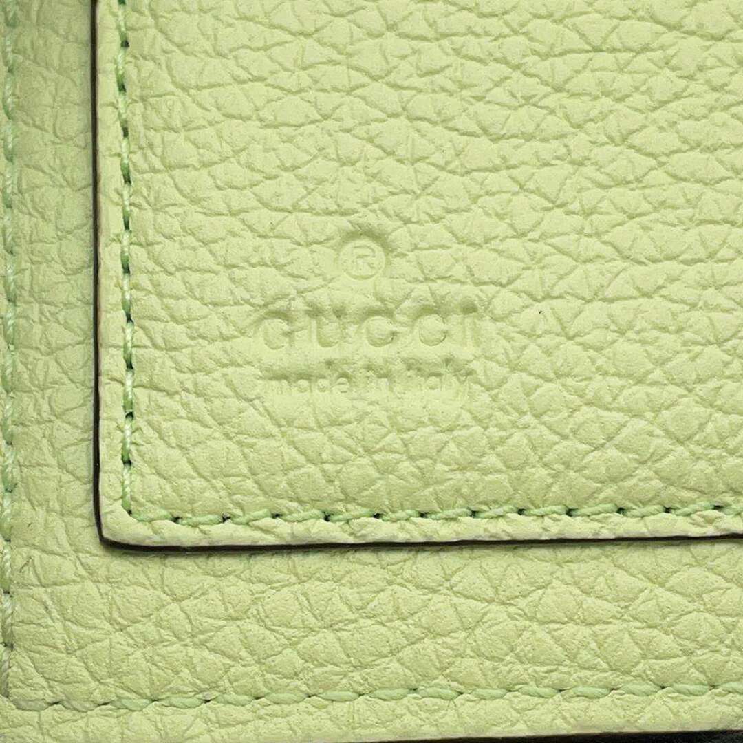 Gucci(グッチ)のグッチ 二つ折り財布 エンボスロゴ レザー 658681 GUCCI 財布 コンパクトウォレット メンズのファッション小物(折り財布)の商品写真