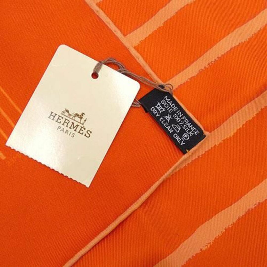 Hermes(エルメス)の極美品 エルメス スカーフ HERMES シルク100％ カレ90 ボーダー柄 オレンジ コーラル レディース 002185S OJ10095 レディースのファッション小物(バンダナ/スカーフ)の商品写真