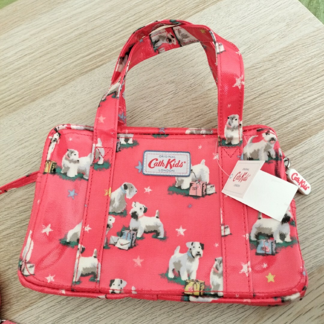 Cath Kidston(キャスキッドソン)のキャスキッズ　テリア　ミニバッグ レディースのバッグ(ハンドバッグ)の商品写真