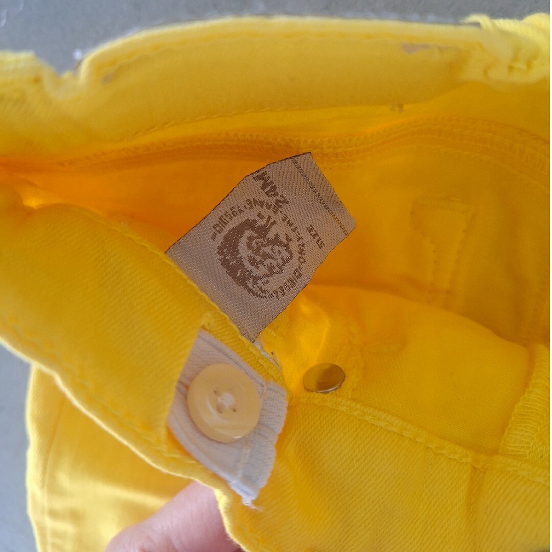 DIESEL(ディーゼル)のDIESEL KIDカラーパンツ キッズ/ベビー/マタニティのベビー服(~85cm)(パンツ)の商品写真