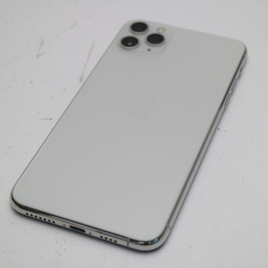 iPhone(アイフォーン)の超美品 SIMフリー iPhone 11 Pro Max 64GB シルバー  M333 スマホ/家電/カメラのスマートフォン/携帯電話(スマートフォン本体)の商品写真