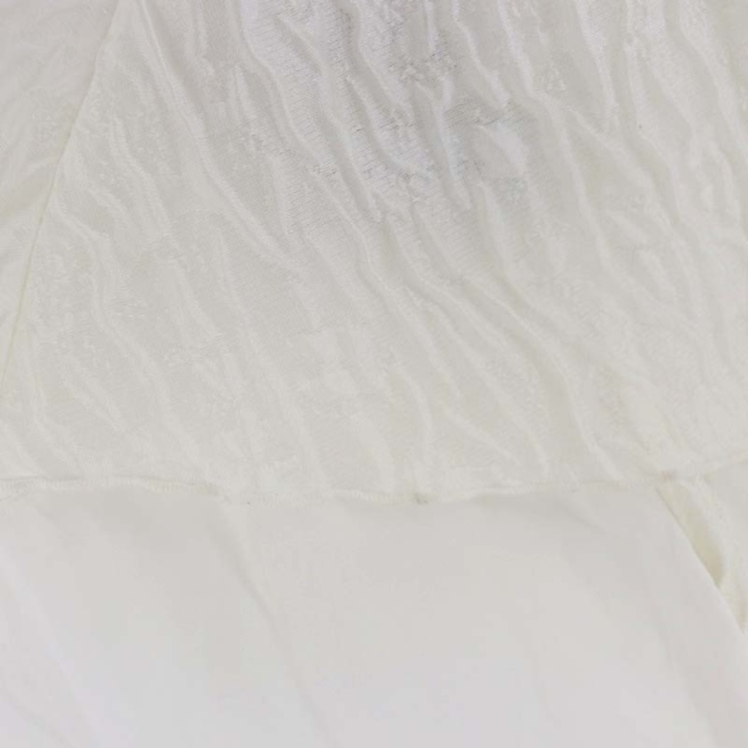 Adam et Rope'(アダムエロぺ)のアダムエロペ  22SS フクレジャガードシャーリングスカート ロング 36 白 レディースのスカート(ロングスカート)の商品写真