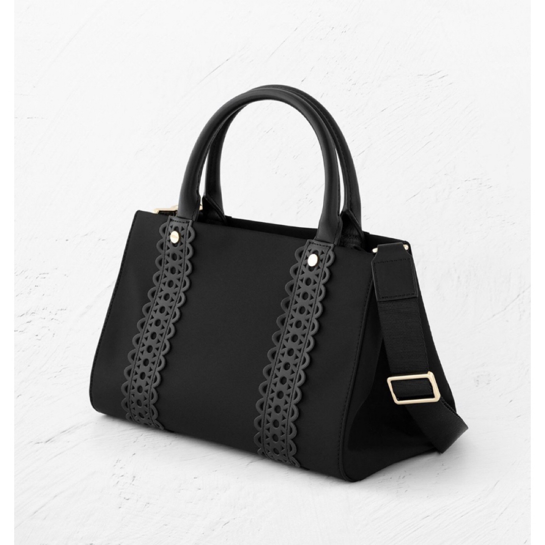 TOCCA(トッカ)の新品　tocca トッカ　LACE TOTE トートバッグ　ショルダーバック レディースのバッグ(ハンドバッグ)の商品写真