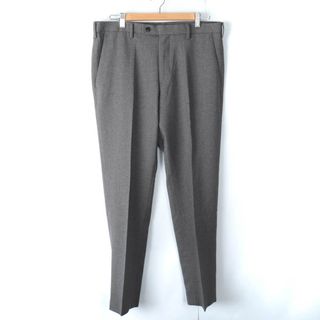 ユニクロ(UNIQLO)のユニクロ テーパードパンツ センタープレス メンズ ｳｴｽﾄ85cm ﾚﾝｸﾞｽ76cmサイズ グレー UNIQLO(その他)