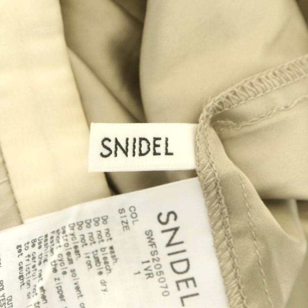 SNIDEL(スナイデル)のスナイデル snidel シアープリーツスカート ロング フレア 1 アイボリー レディースのスカート(ロングスカート)の商品写真