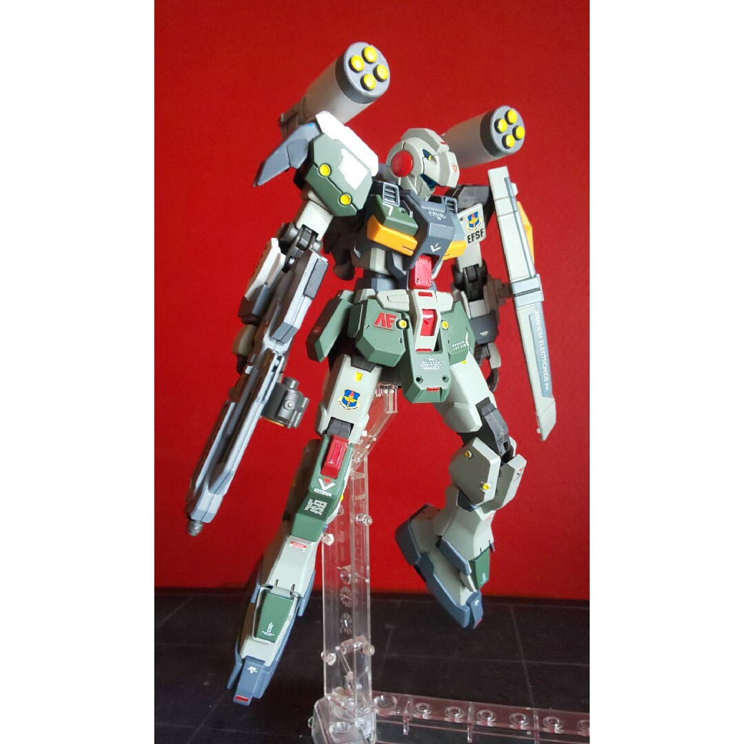 BANDAI(バンダイ)のHGUC ガンダム戦記 ジーライン SA オリジナルカラー 完成品 エンタメ/ホビーのおもちゃ/ぬいぐるみ(模型/プラモデル)の商品写真