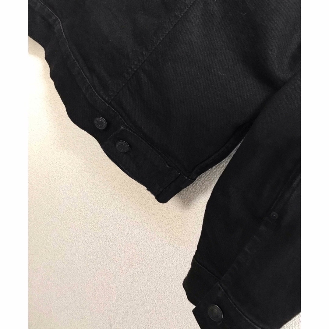 ZARA(ザラ)のZARA ザラ　デニムジャケット　ブラック　XL  メンズのジャケット/アウター(Gジャン/デニムジャケット)の商品写真