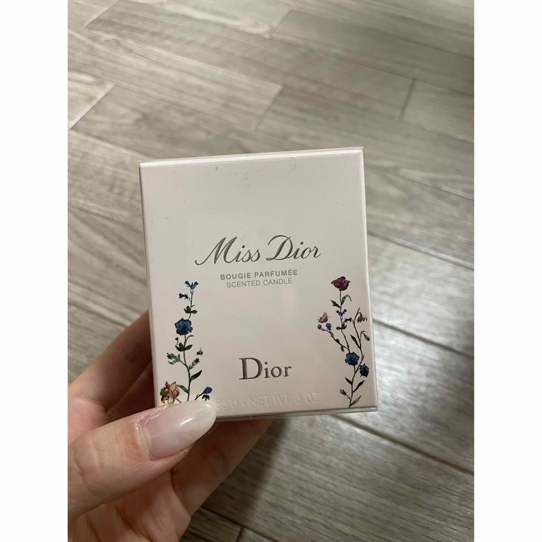 Christian Dior(クリスチャンディオール)の【新品】Dior ミスディオール キャンドル コスメ/美容のリラクゼーション(キャンドル)の商品写真