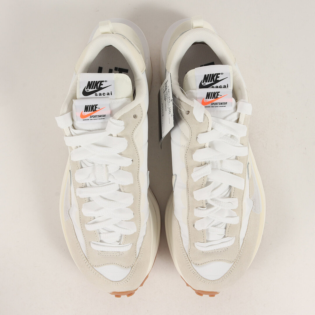 sacai(サカイ)の新品 Sacai サカイ サイズ:28.0cm 22SS NIKE VAPORWAFFLE / SACAI WHITE GUM (DD1875-100) ナイキ ヴェイパーワッフル ホワイト セイル US10 ローカット スニーカー シューズ 靴【メンズ】 メンズの靴/シューズ(スニーカー)の商品写真