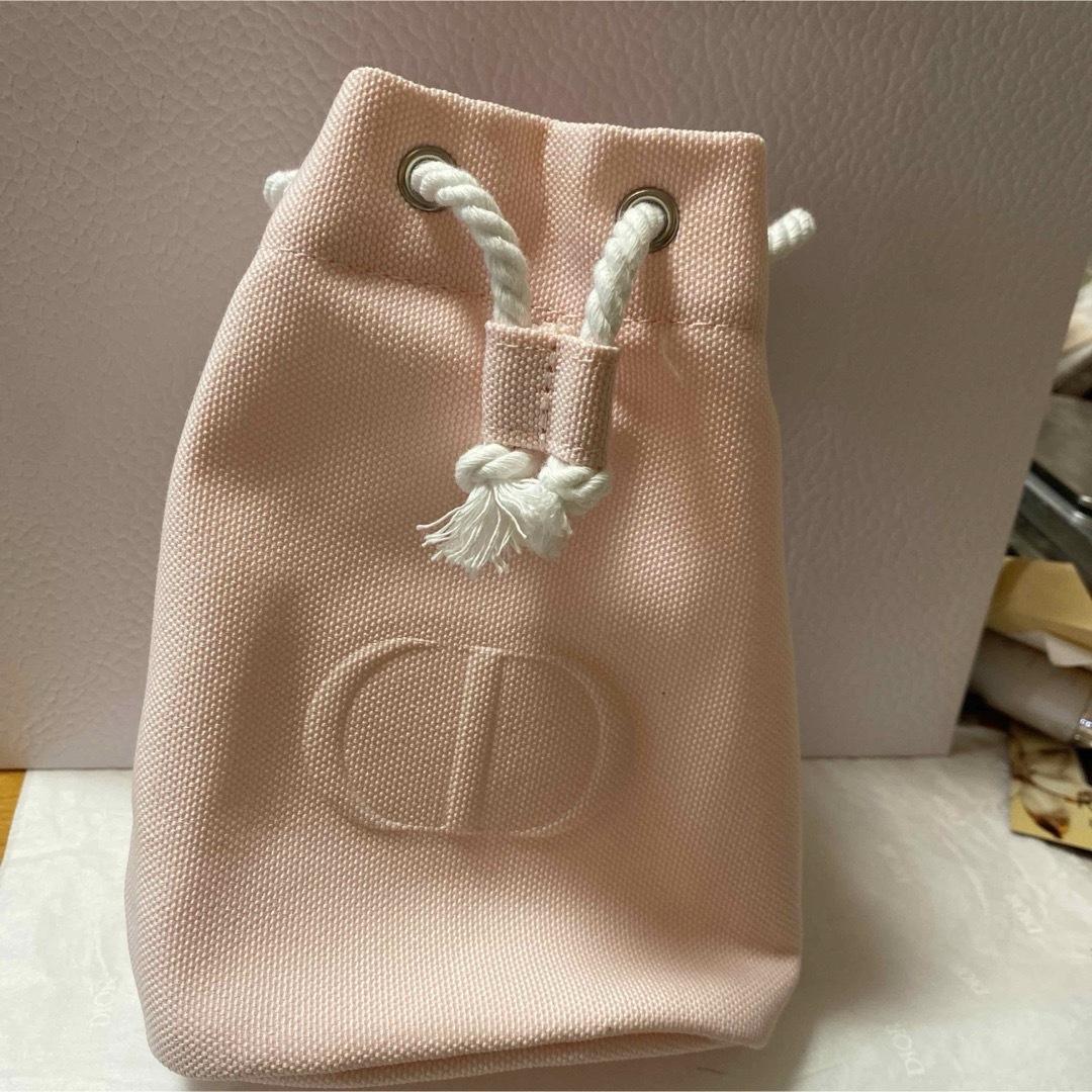 Christian Dior(クリスチャンディオール)のディオールノベルティ布巾着 レディースのファッション小物(ポーチ)の商品写真